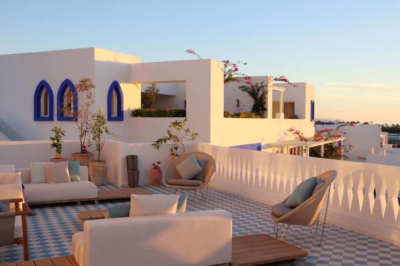 Cloud 7 Residences Ayla Aqaba Exterior photo Roof terrace at the Hotel Palais Majorelle